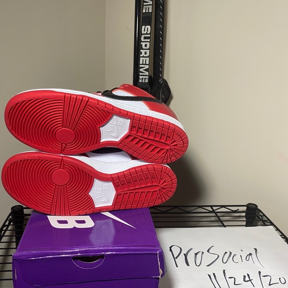 Nike SB Dunk Low Pro “Chicago” 5.5y / 7W - Picture 2 of 6